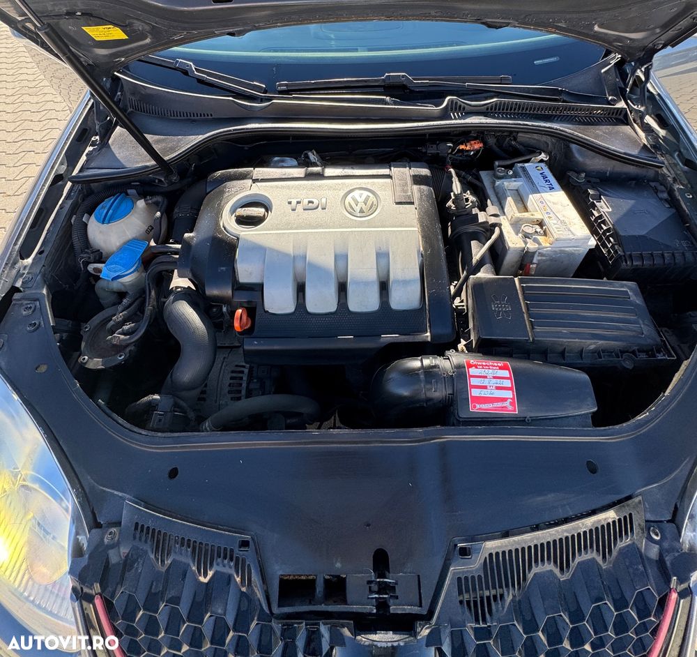 Volkswagen Golf - 9