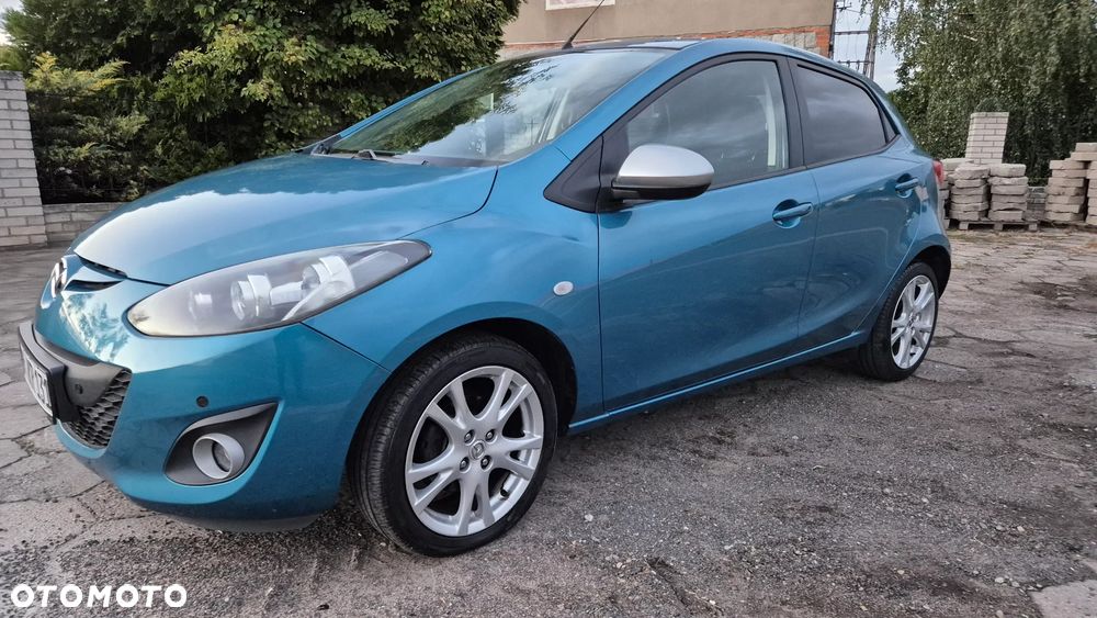 Mazda 2 - 8