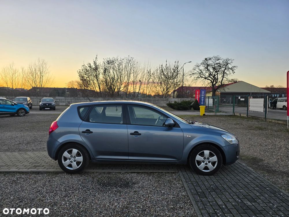Kia Ceed 1.4 CVVT LX - 5