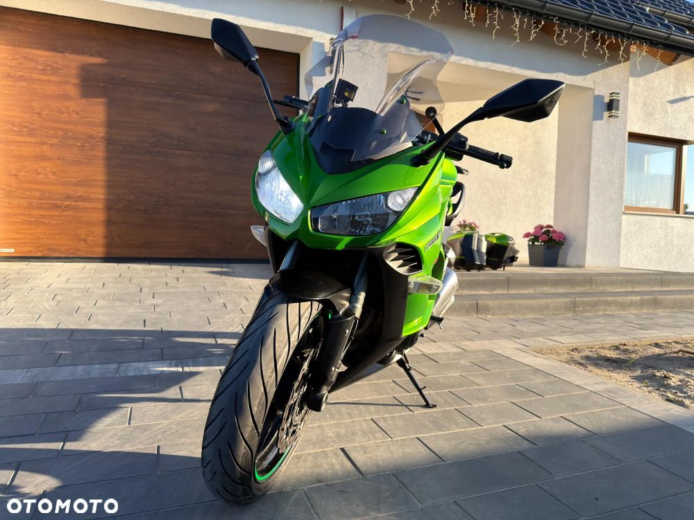 Kawasaki Ninja 1000 SX - 23