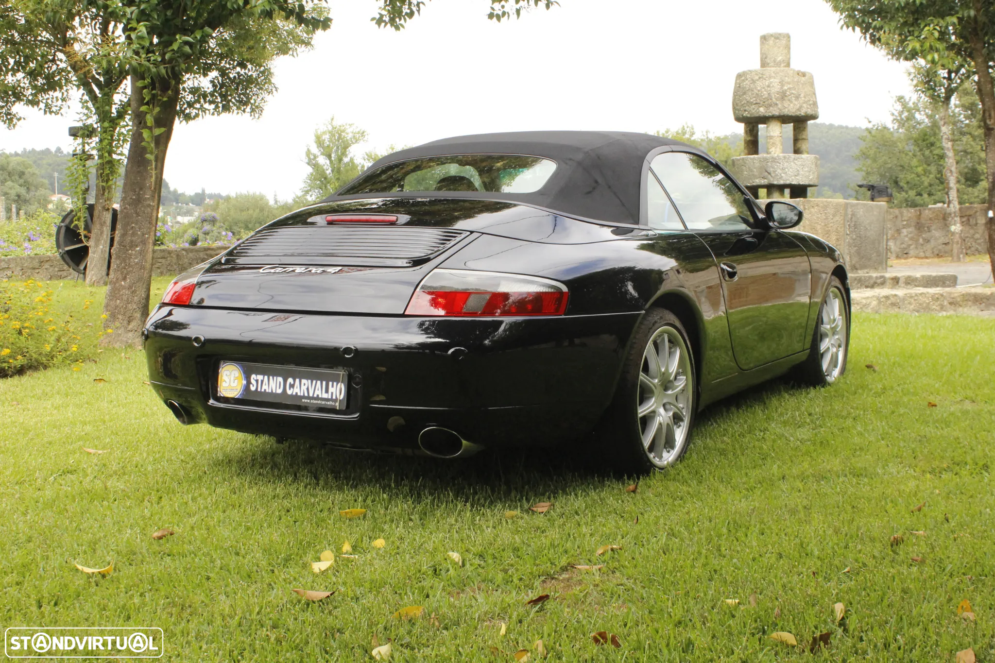 Porsche 911 (996) Carrera 4 Cabrio - 12