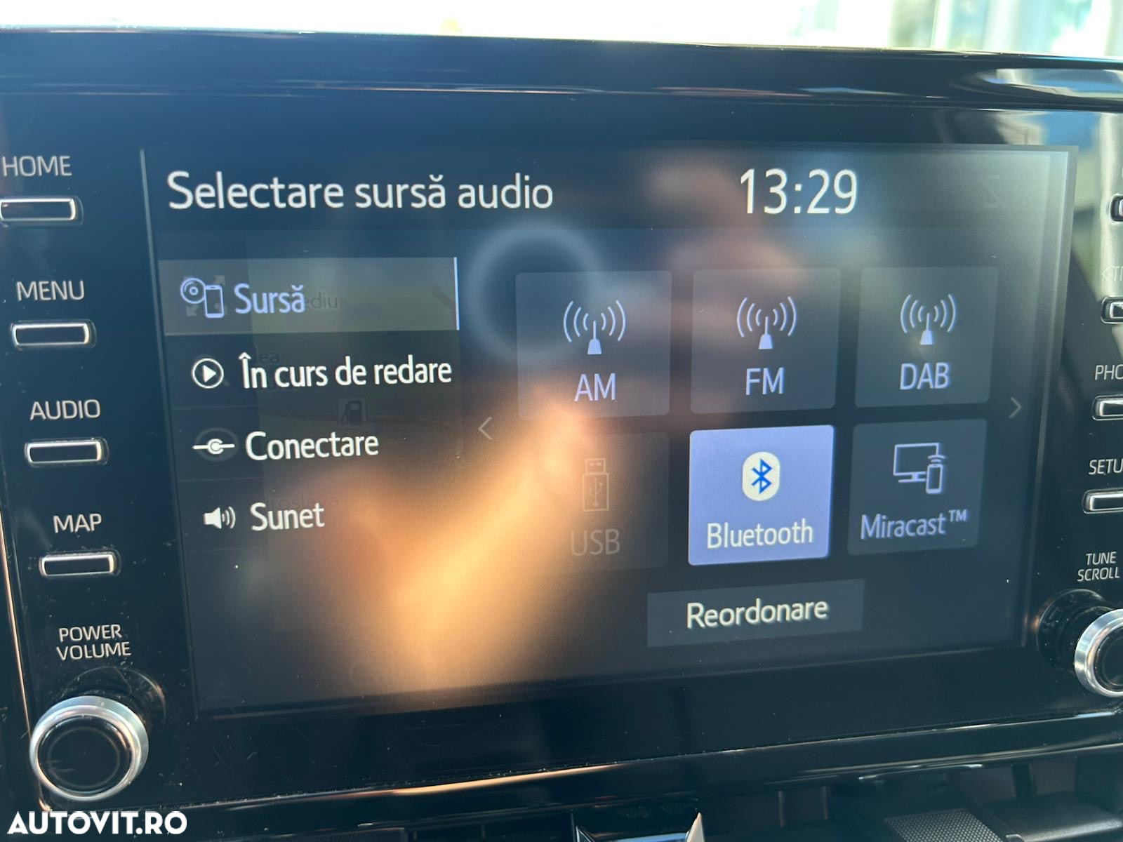 Toyota Corolla 1.8 Hybrid Comfort - 18