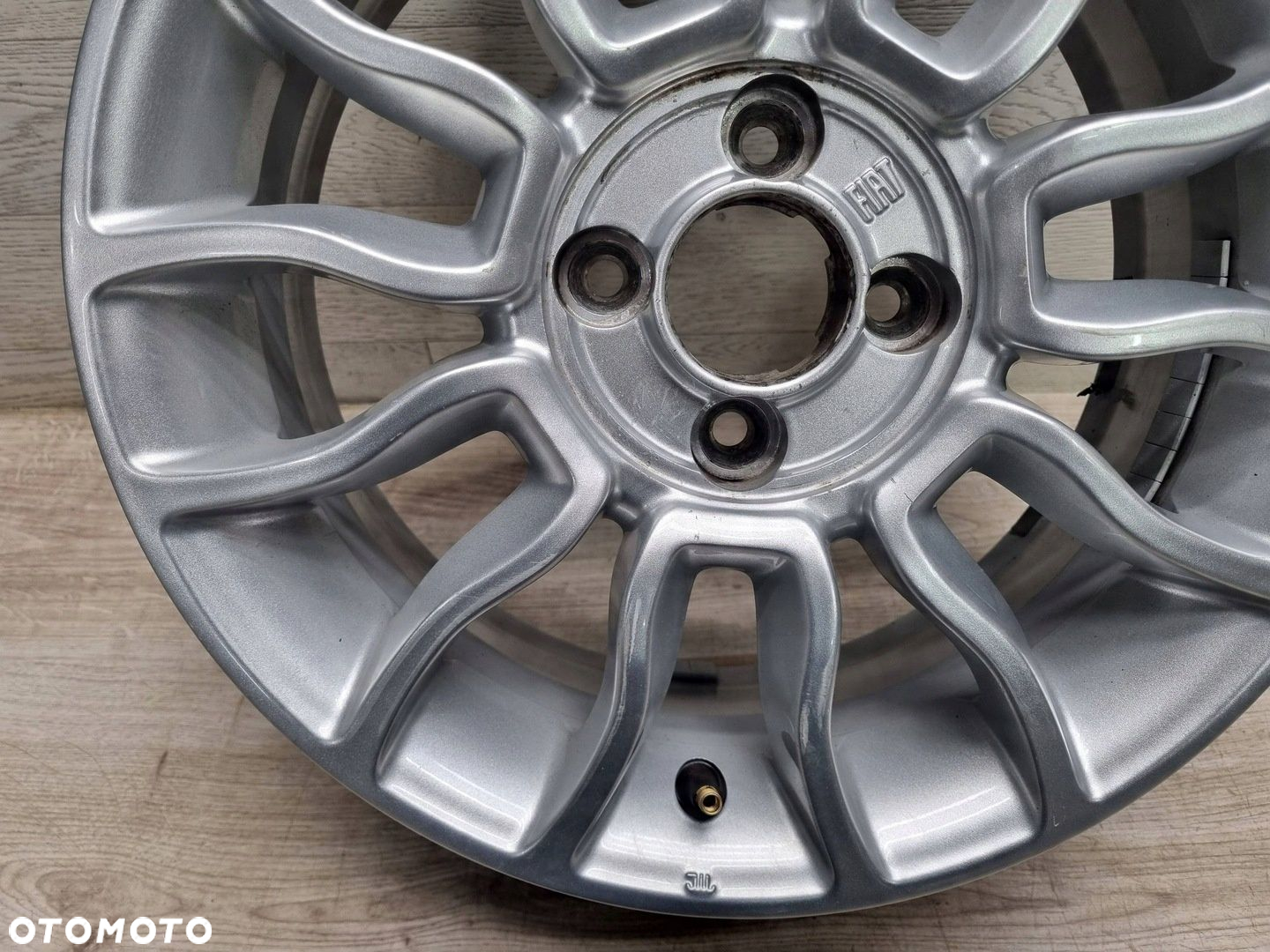 Felga Fiat 500 6Jx15H2 Et35 4x98 51906889 - 7