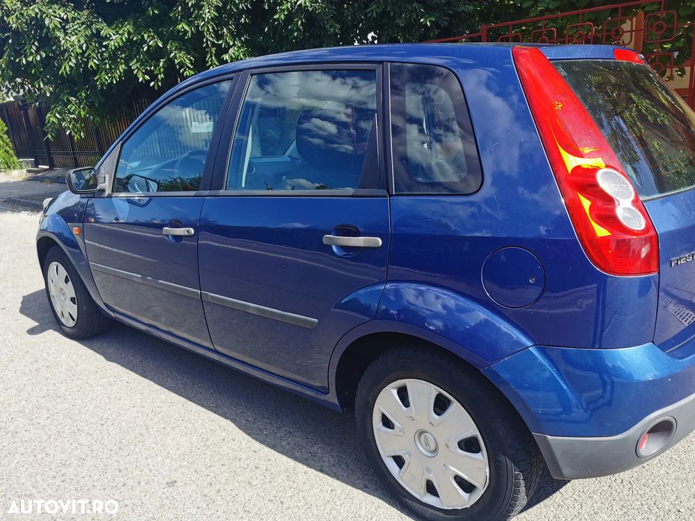 Ford Fiesta 1.4 TDCI Comfort - 8