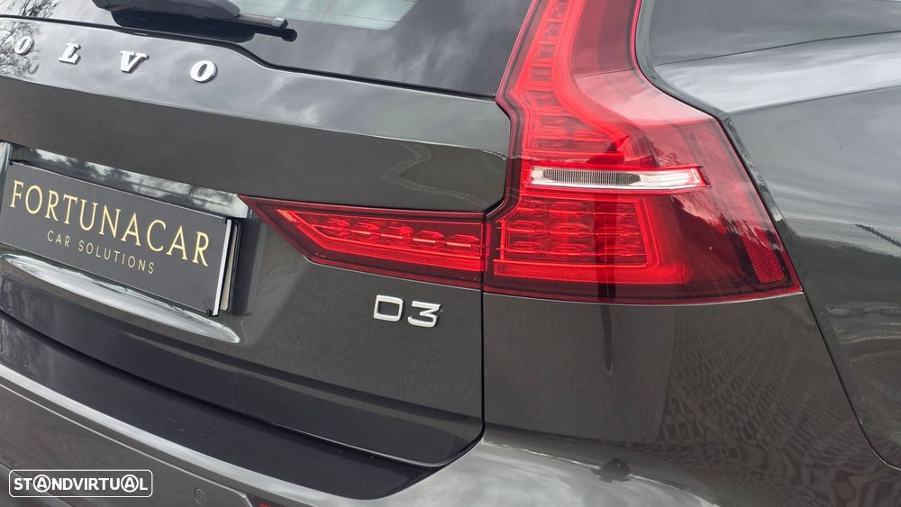 Volvo V60 2.0 D3 Momentum Core - 20