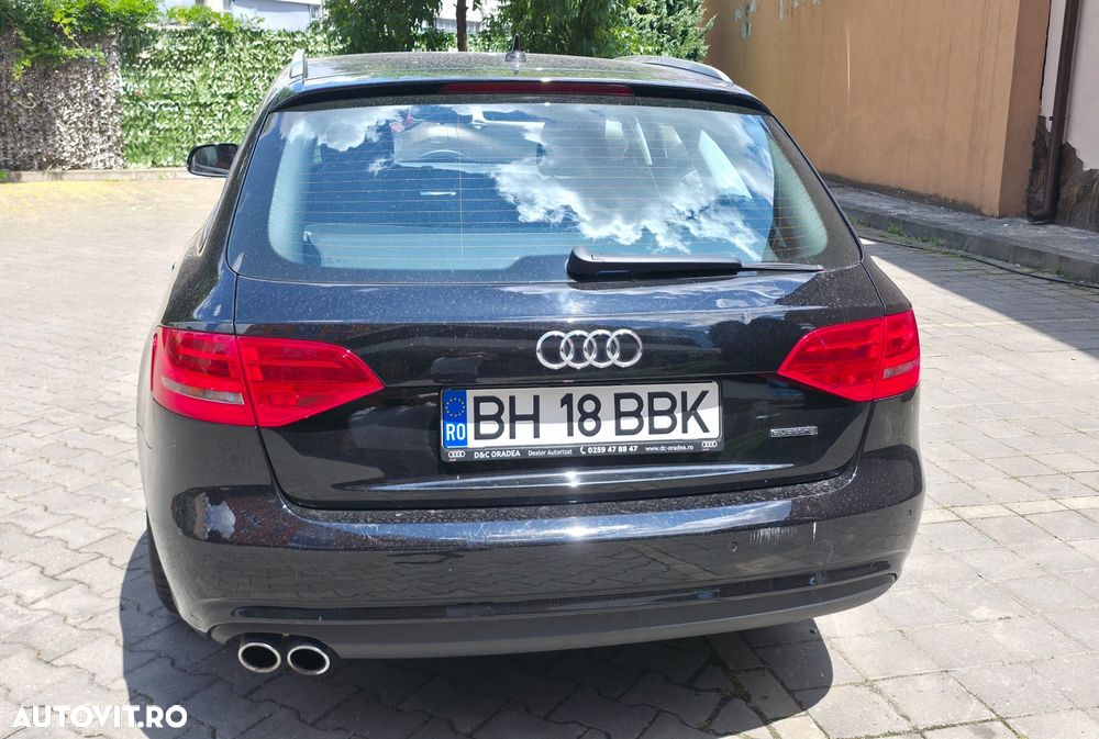 Audi A4 Avant 2.0 TDI quattro Stronic - 11