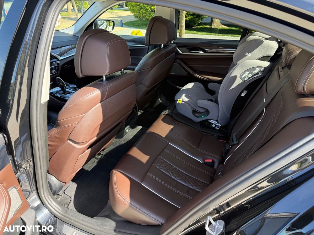 BMW Seria 5 540i xDrive Aut. Luxury Line - 8