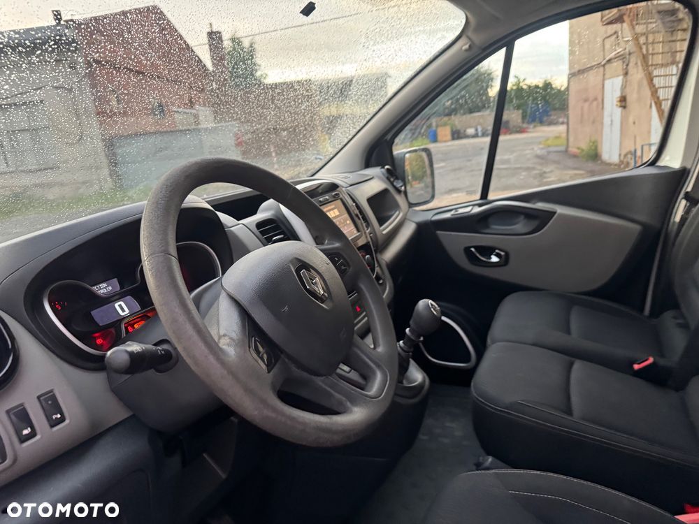 Renault Trafic - 24