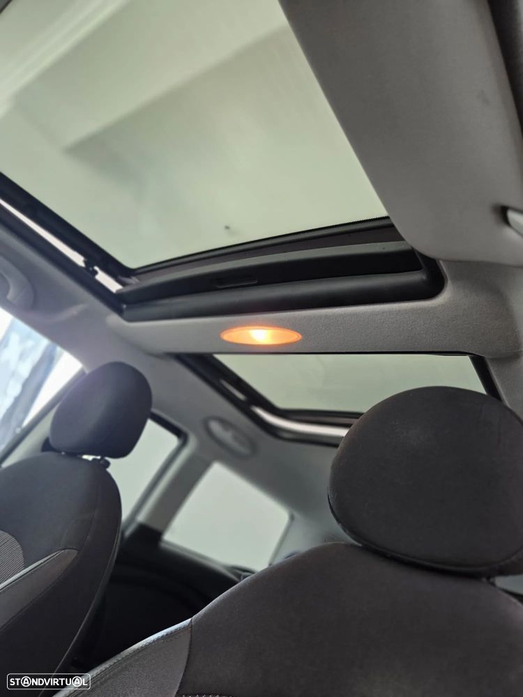 MINI Clubman Cooper D - 21