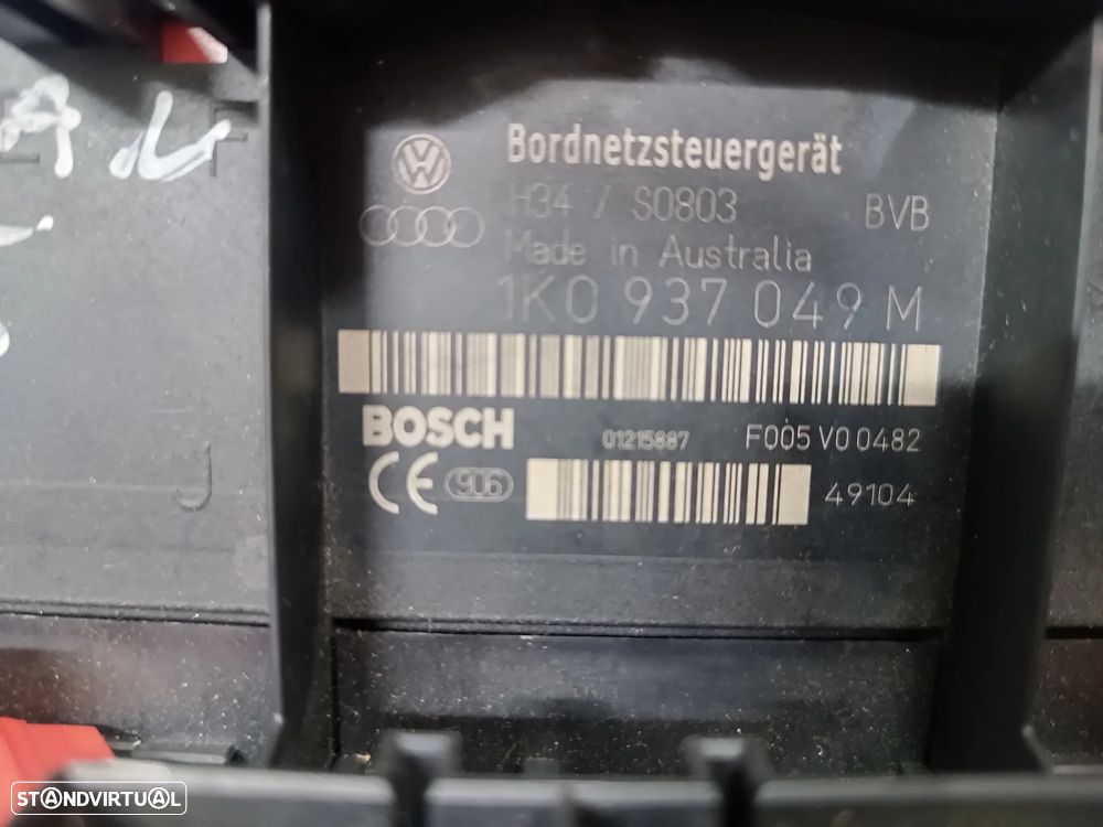 CAIXA FUSIVEIS / MODULO BCM CONFORTO VOLKSWAGEN GOLF V / TOURAN REF. 1K0937049M - 3
