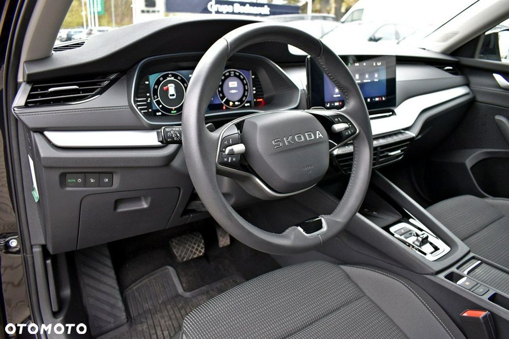 Skoda Octavia 1.5 TSI mHEV Selection DSG - 10