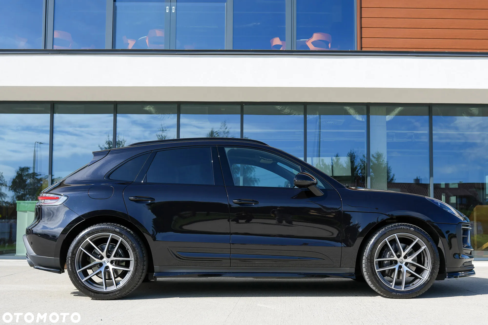 Porsche Macan Standard - 4