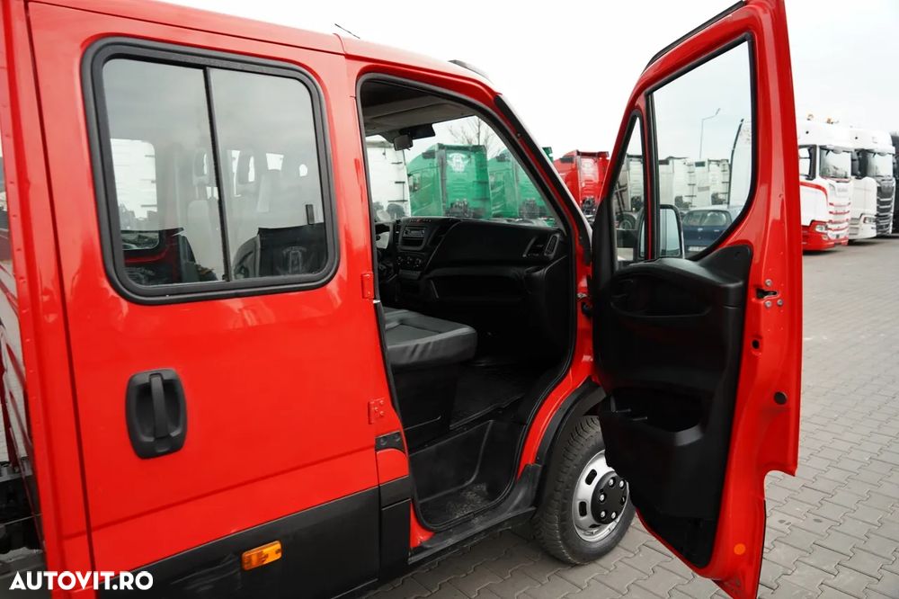 Iveco DAILY 35-130 / BASCULATOR / CU TRACȚIE DUBLA / DOUĂ TRANSPORTURI / MANUAL / 7 LOCURI / - 33