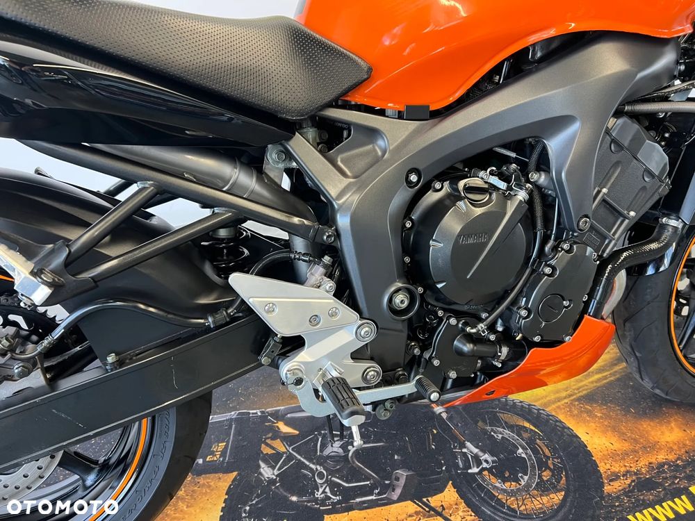 Yamaha FZ6 - 28