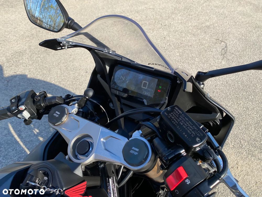 Honda CBR - 33