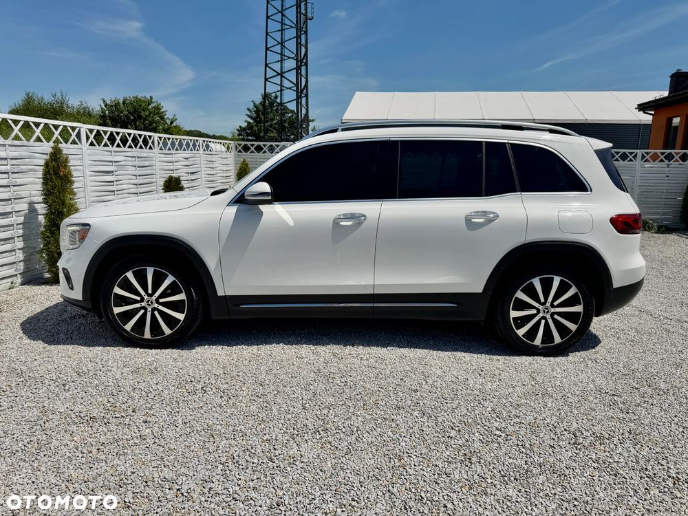 Mercedes-Benz GLB 250 4Matic 8G-DCT - 23