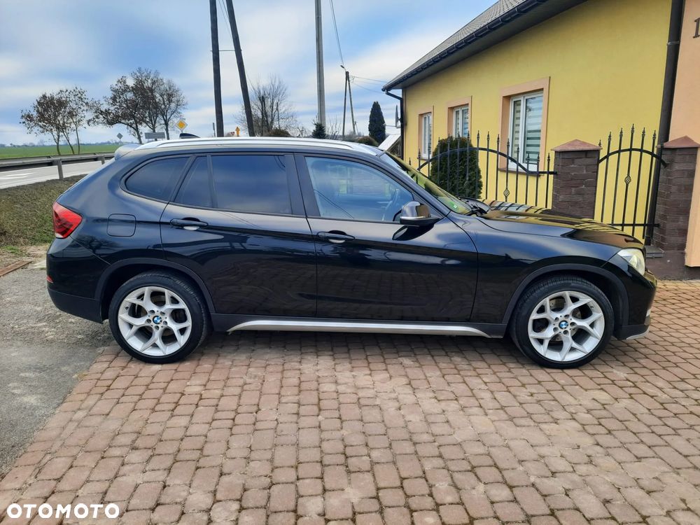 BMW X1 sDrive20d xLine - 16