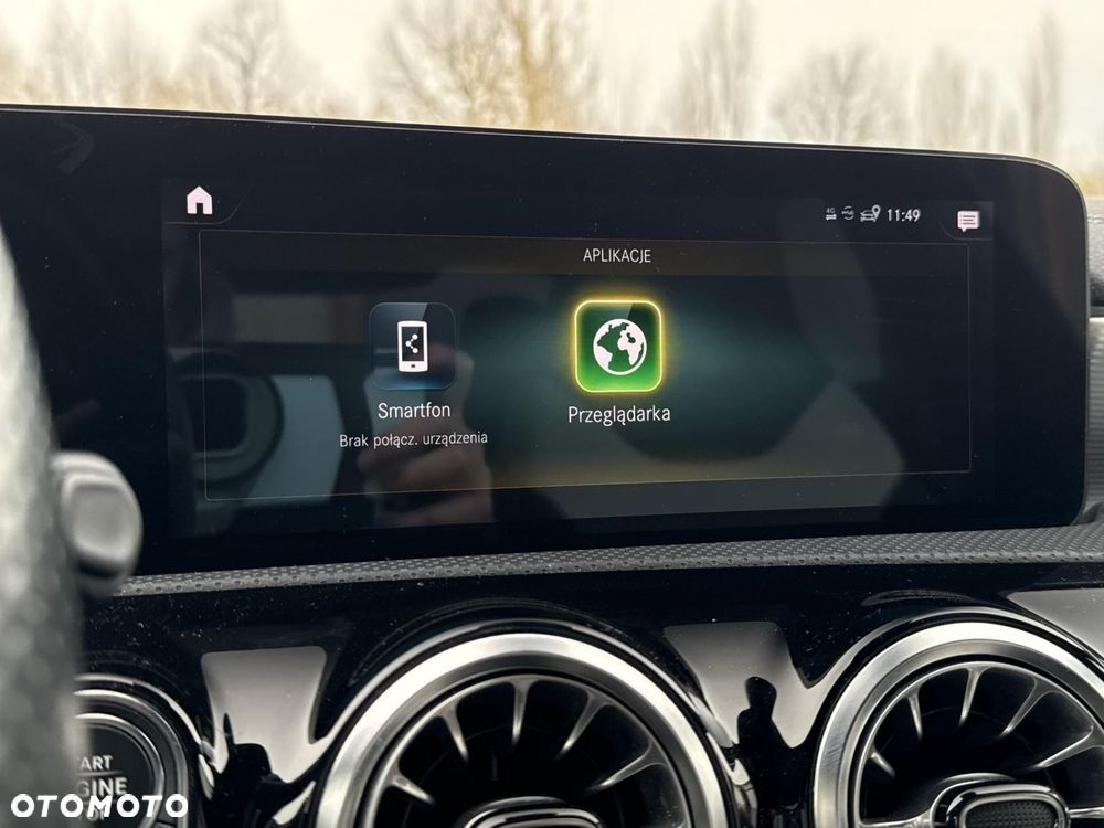 Mercedes-Benz CLA - 28