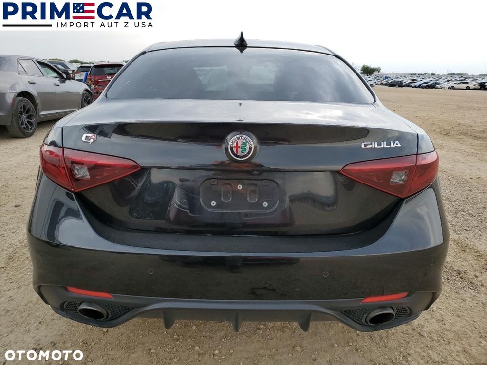 Alfa Romeo Giulia - 3