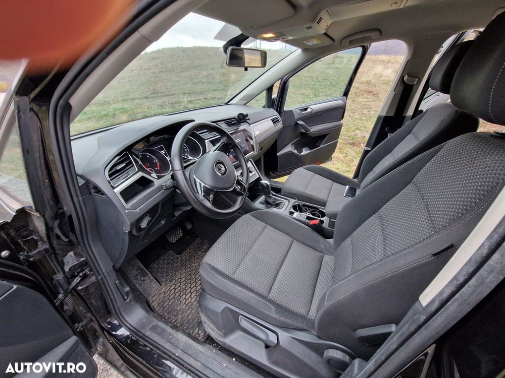 Volkswagen Touran 2.0 TDI SCR DSG Comfortline - 7