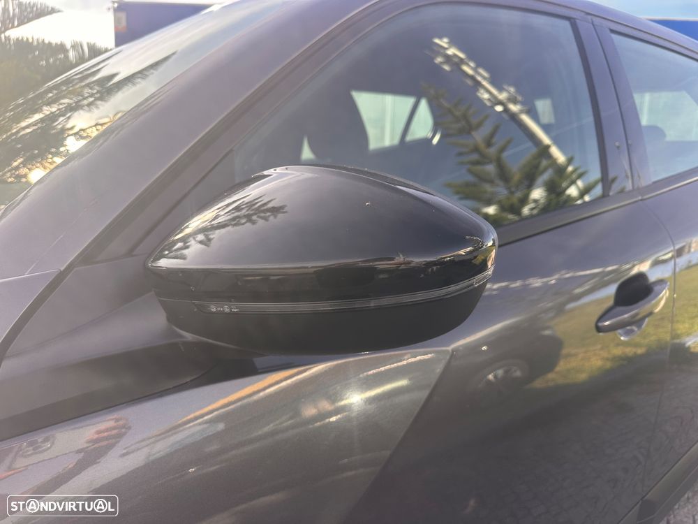 Peugeot 2008 1.2 PureTech Active Pack - 15