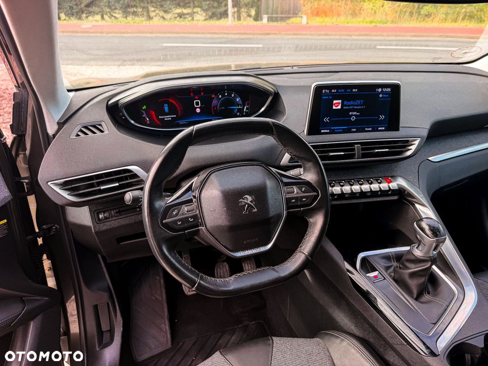 Peugeot 3008 PureTech 130 Stop & Start GPF Allure - 30