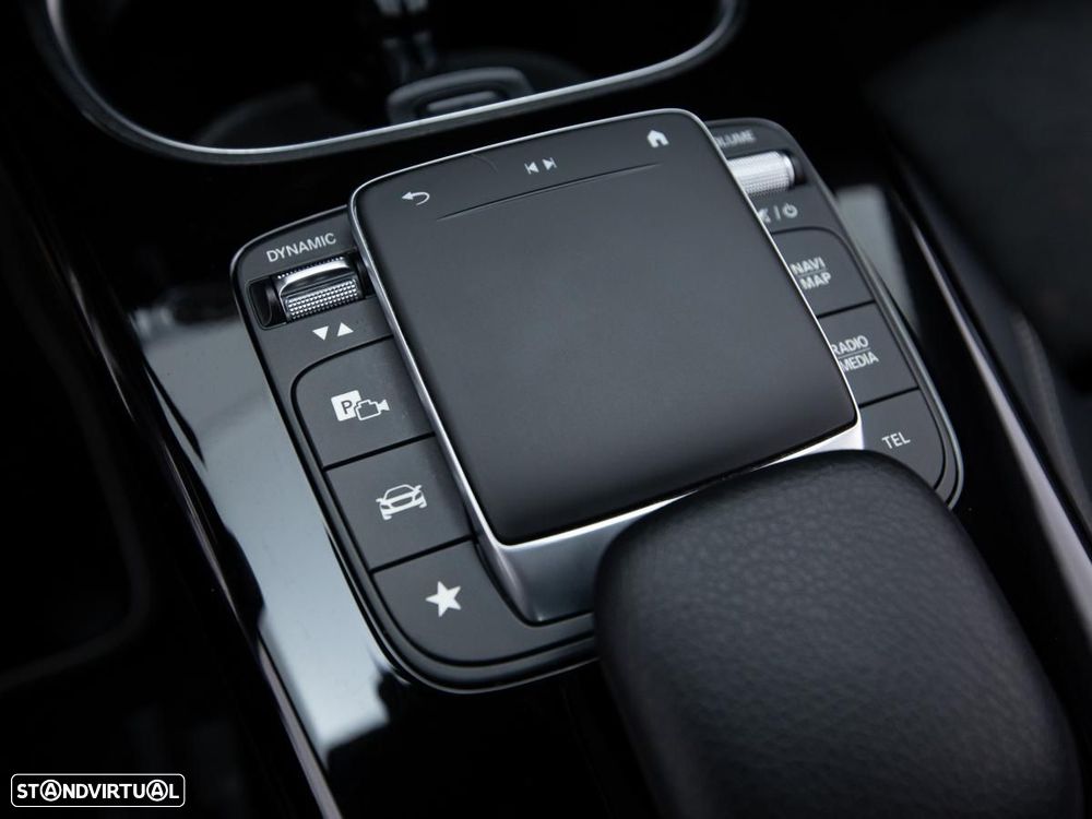Mercedes-Benz A 250 Limousine e 8G-DCT - 22