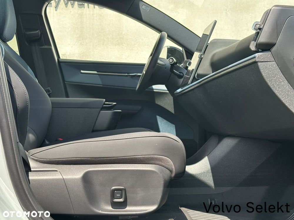 Volvo EX30 - 36