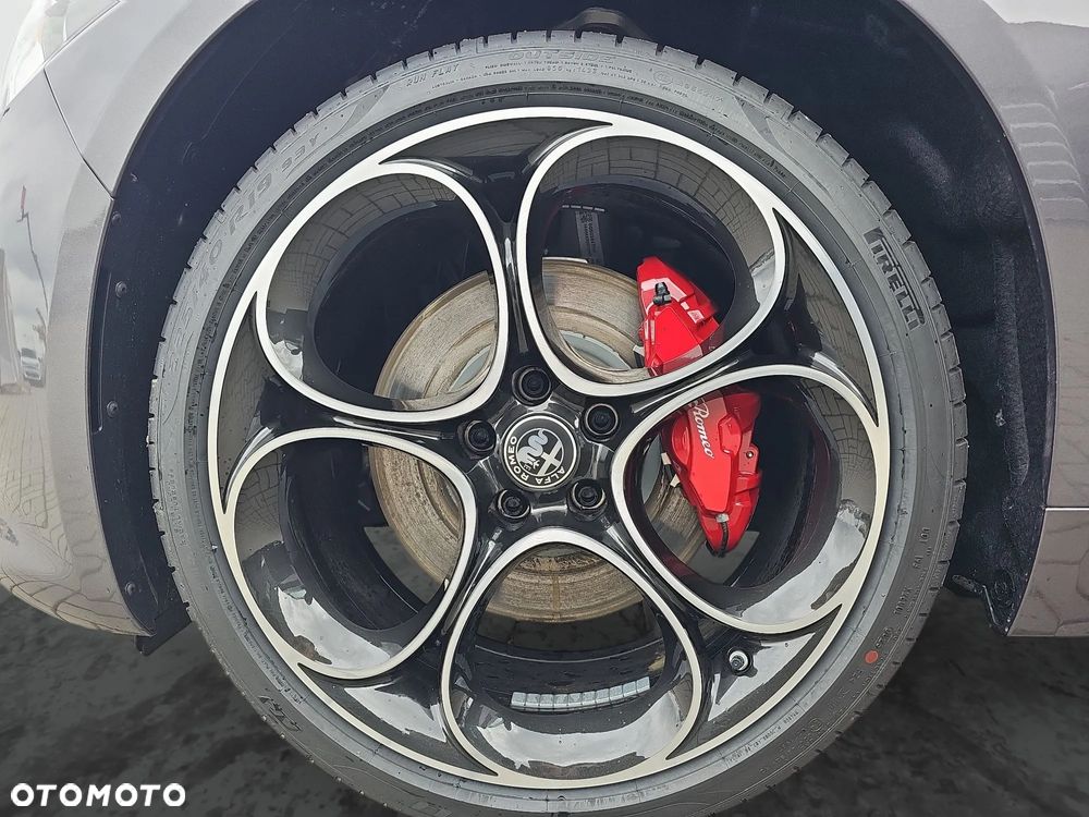 Alfa Romeo Giulia 2.0 Turbo Veloce Q4 - 9
