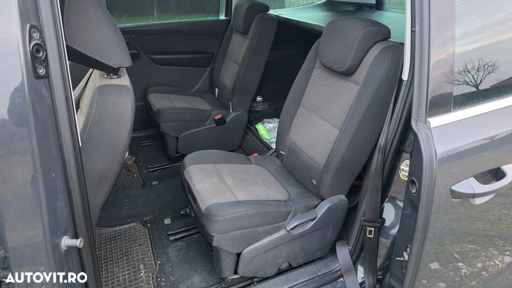 Volkswagen Sharan 2.0 TDI DSG BlueMotion Technology Highline - 9