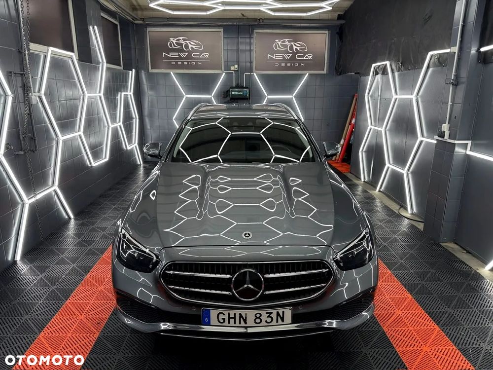 Mercedes-Benz Klasa E 300 de 4Matic 9G-TRONIC Avantgarde - 12
