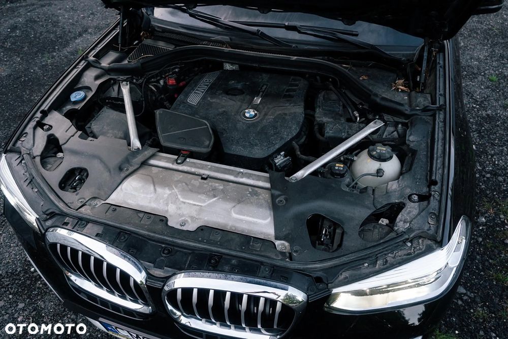 BMW X3 xDrive20i - 23
