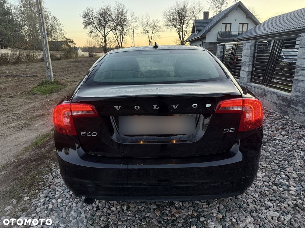 Volvo S60 D2 Drive-E Dynamic Edition (Momentum) - 6