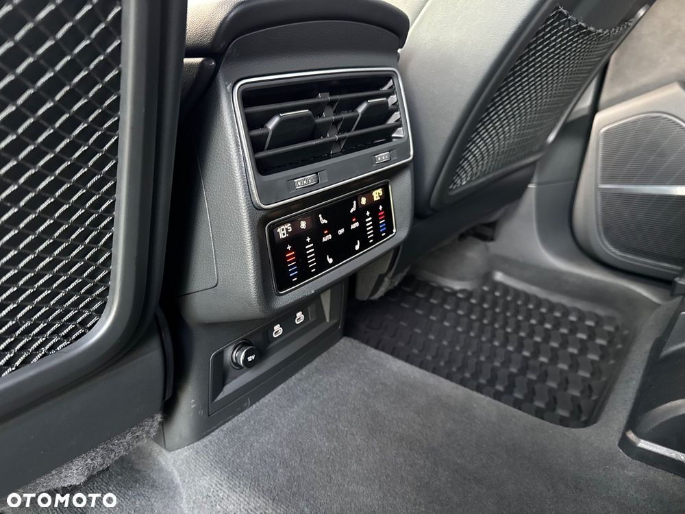 Audi Q7 50 TDI mHEV Quattro S Line Tiptr - 14