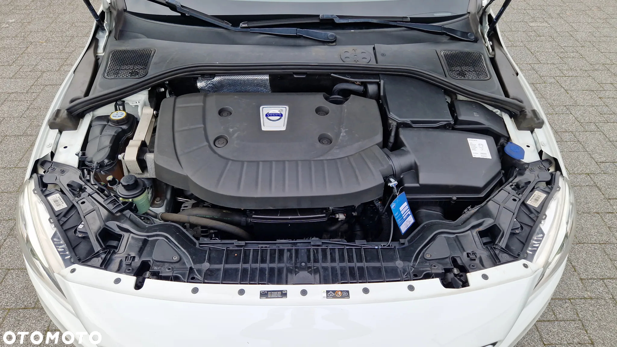 Volvo V60 D3 Momentum - 40
