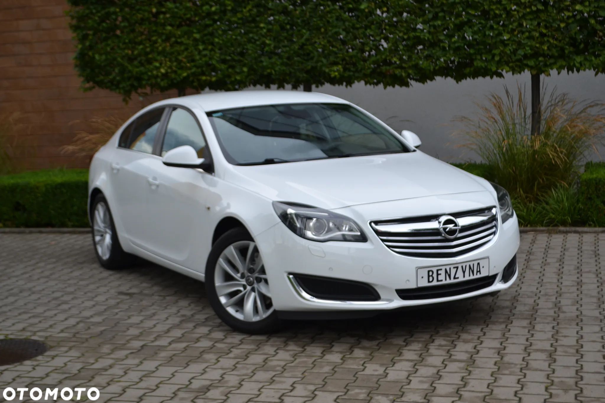 Opel Insignia - 1