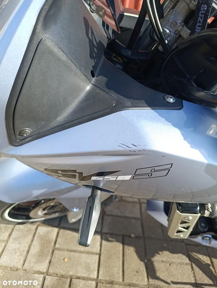Suzuki SV - 22