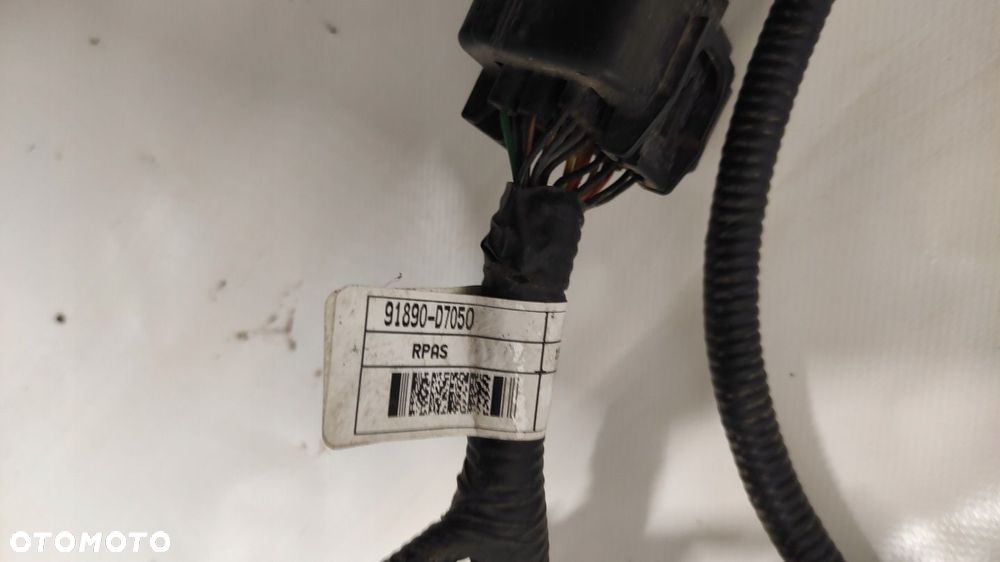 WIĄZKA PDC TYŁ HYUNDAI TUCSON II 91890-D7050 15-19 - 2