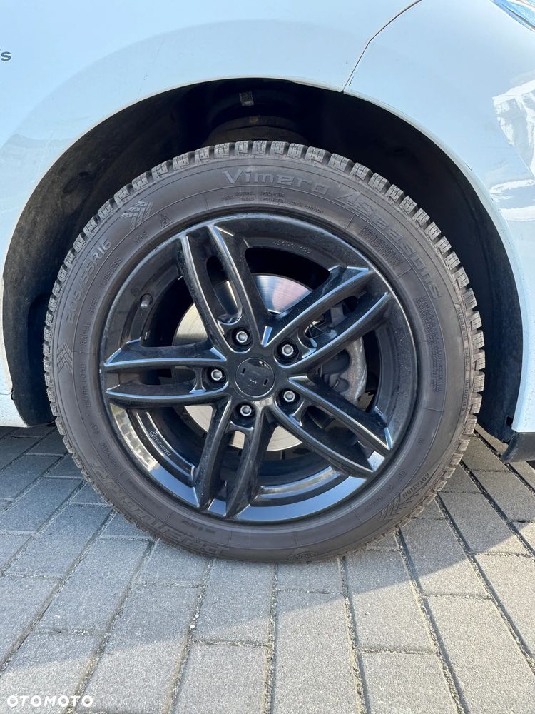 Renault Megane 1.5 dCi Exception EDC - 5