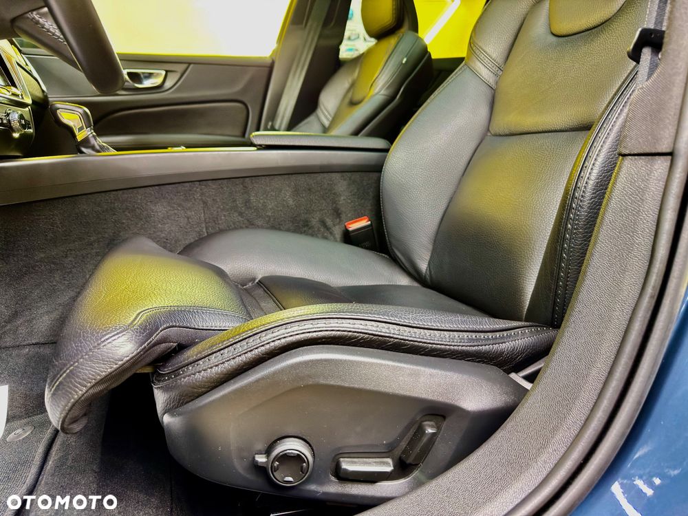 Volvo V60 Cross Country T5 AWD Geartronic - 15