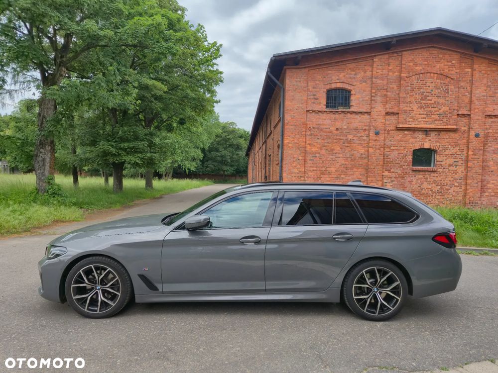 BMW Seria 5 520d xDrive mHEV M Sport sport - 3