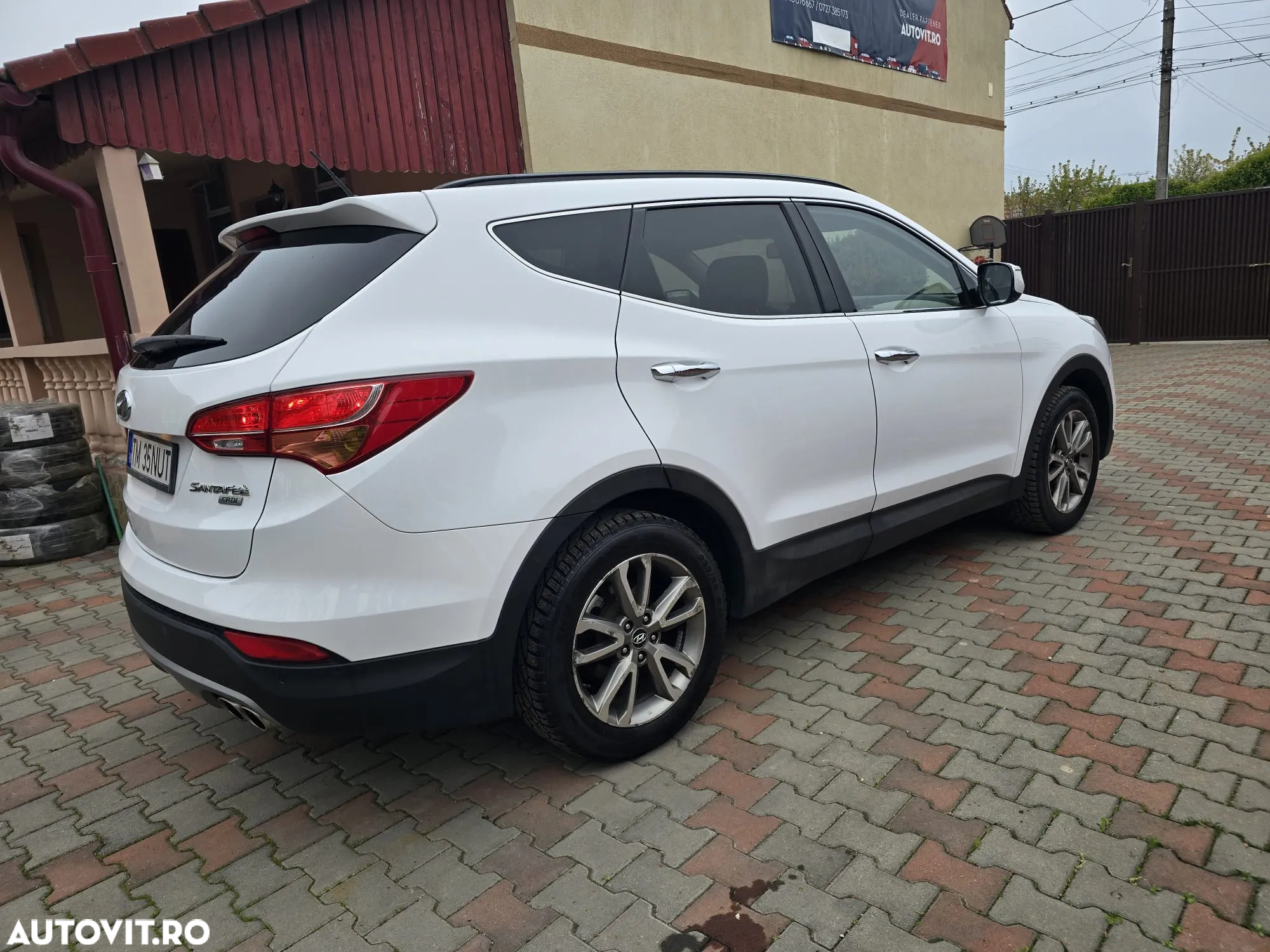 Hyundai Santa Fe - 4