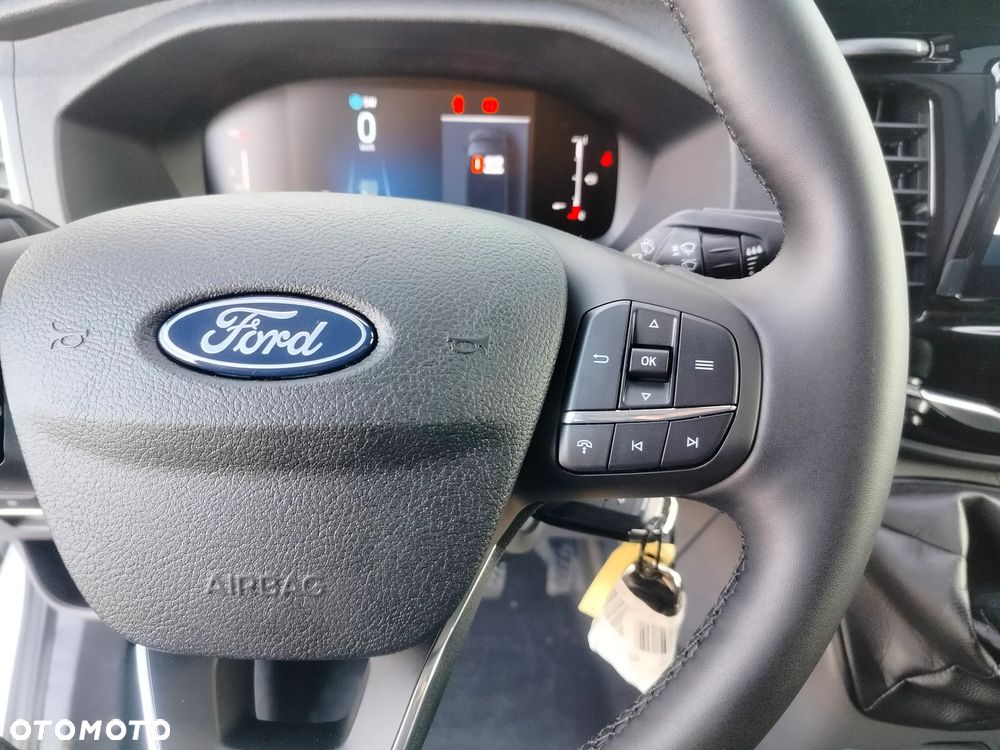Ford Transit - 10