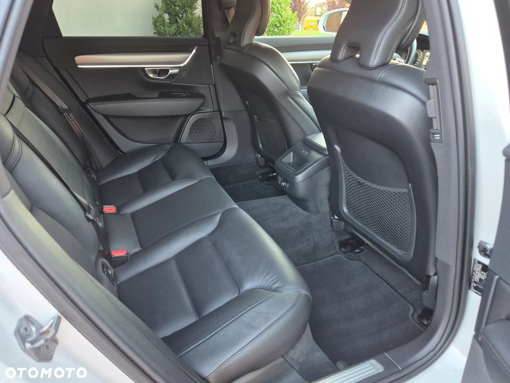Volvo S90 D4 SCR Momentum Pro - 15