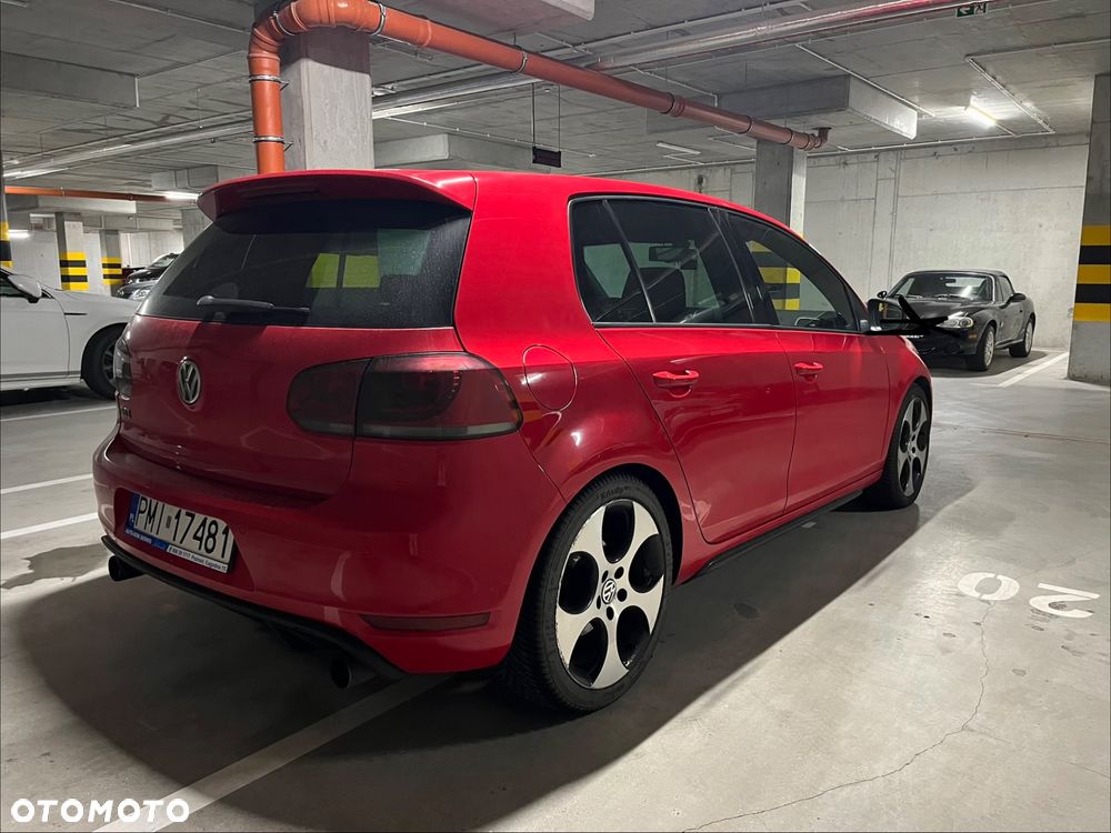 Volkswagen Golf 2.0 GTI - 6