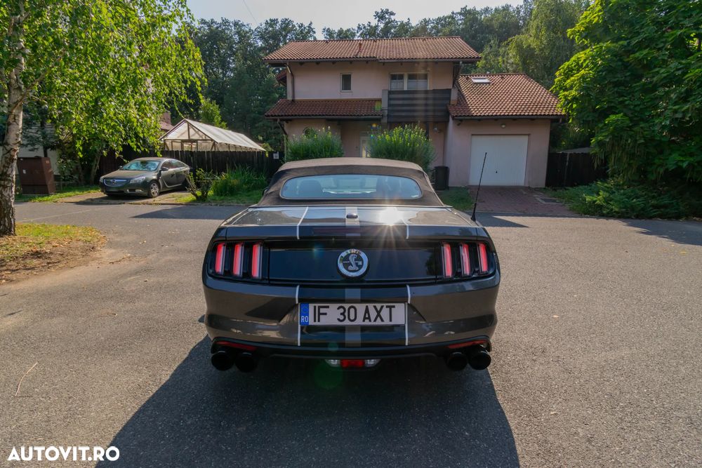 Ford Mustang - 9
