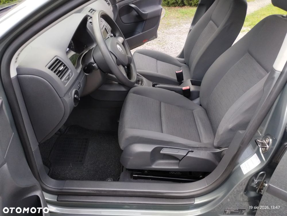 Volkswagen Golf 1.6 Trendline - 21