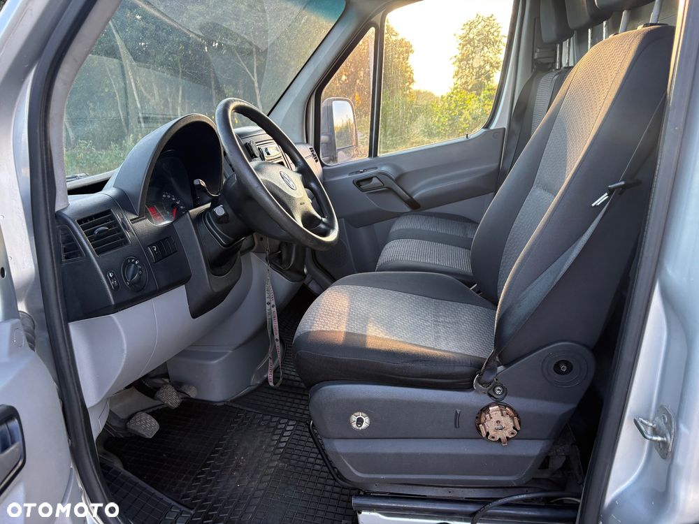 Volkswagen Crafter - 11
