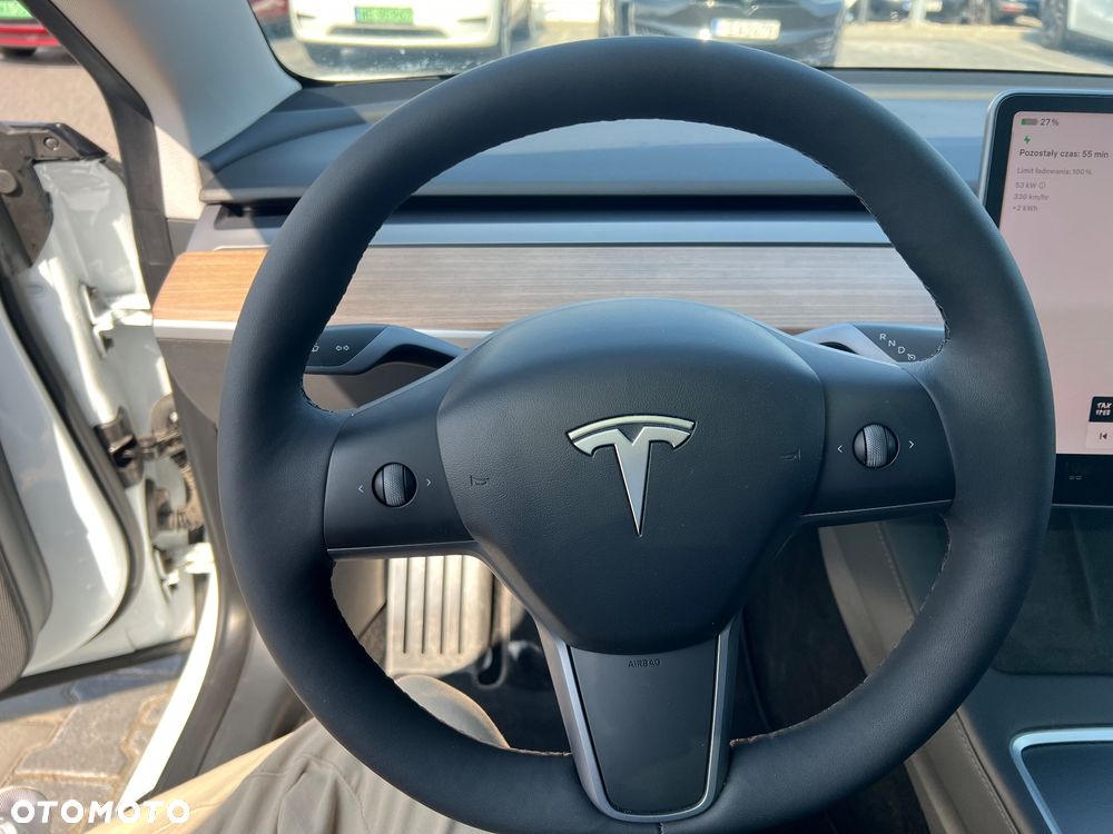 Tesla Model 3 Standard Reichweite Plus Hinterradantrieb - 12