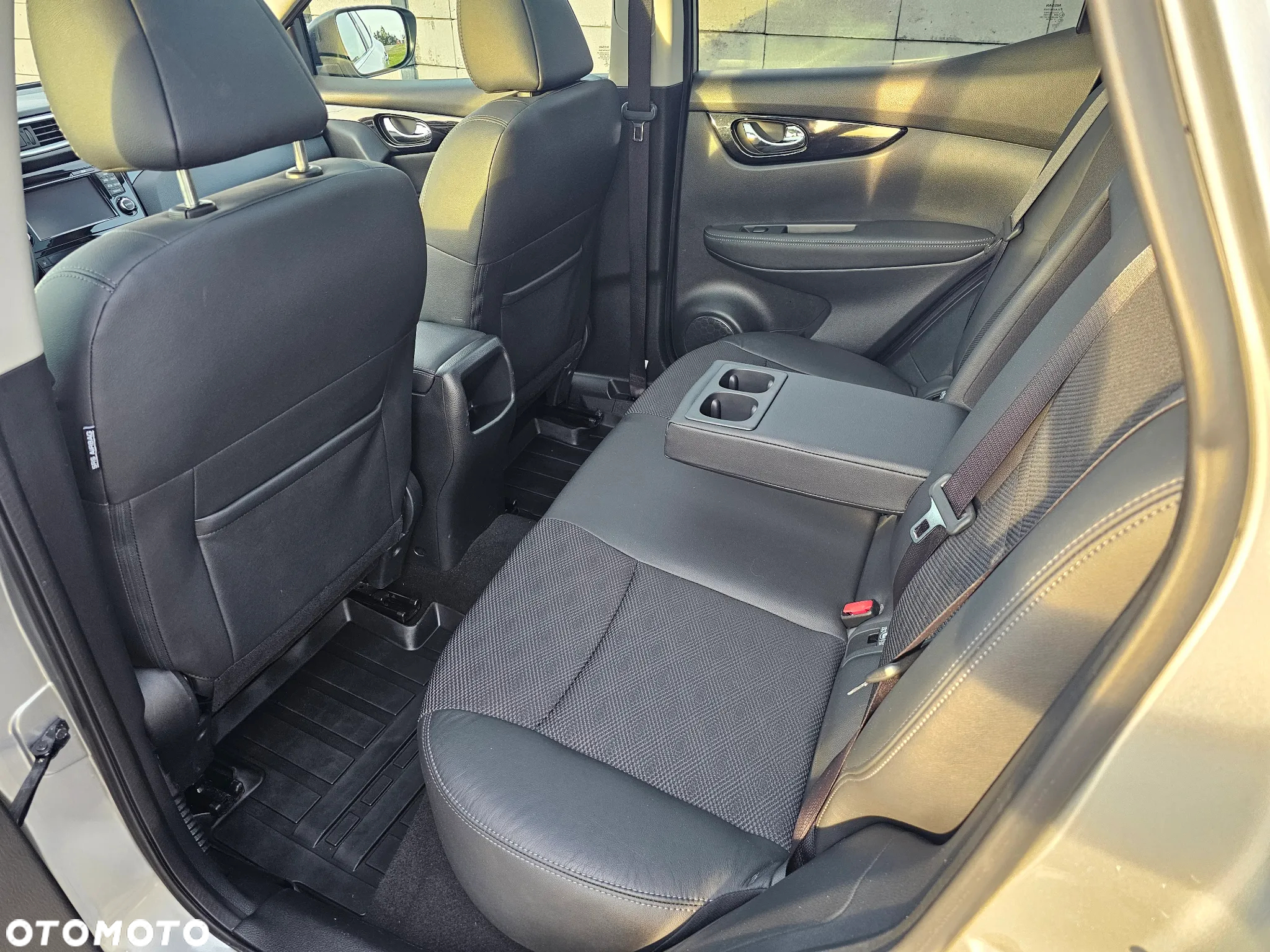 Nissan Qashqai 1.6 DIG-T Tekna - 12